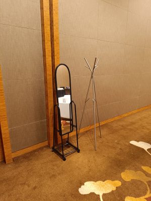 AC14 - M STANDING MIRROR & AC16 - S CLOTHES STAND