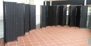 AC20 - B FOLDABLE PARTITION BLACK